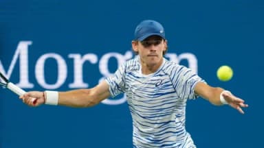 Alex de Minaur vs Hugo Gaston Prediction, Picks, Odds, H2H, 10/18/24