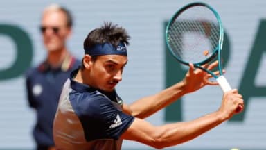 Lorenzo Musetti vs Lorenzo Sonego Prediction, Picks, Odds, H2H, 10/22/24